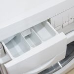 Hoe schimmel in de wasmachinelade te verwijderen: een eenvoudige remedie uit de keuken volstaat in een minuut Hoe schimmel in de wasmachinelade te verwijderen: een eenvoudige remedie